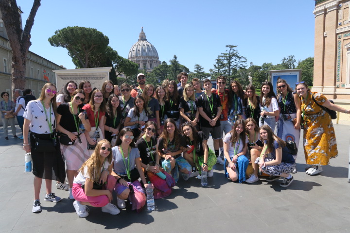 From Home to Rome! 1