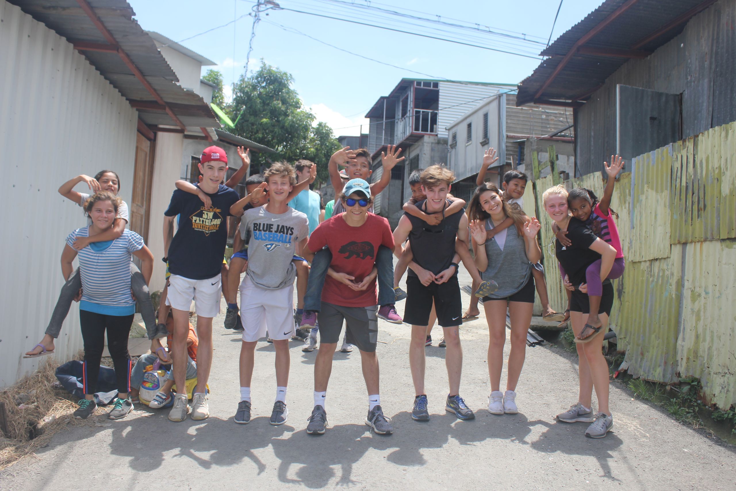 Contributing in La Carpio -Community Service Costa Rica 2