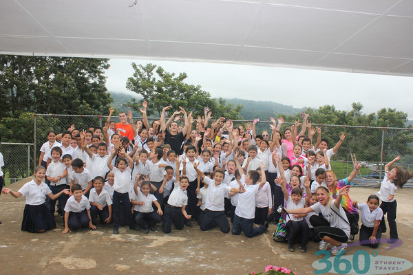 Costa Rica Community Service Group Photo