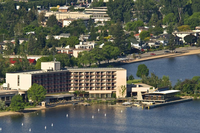 Penticton, British Columbia - Penticton Lakeside Resort - Northwestern Odyssey